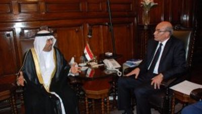 «عبدالمنعم البنا» يبحث إقامة مشروع زراعي متكامل بشرق العوينات