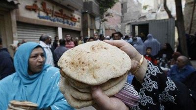 «التموين»: خفض حصة الخبز للفرد.. الشهر المقبل