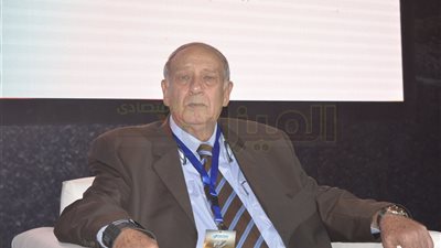 عاجل.. شائعات تعيين محمد عبد السلام رئيساً للبورصة يدفع مؤشراتها للصعود بقيادة الأسهم الصغيرة