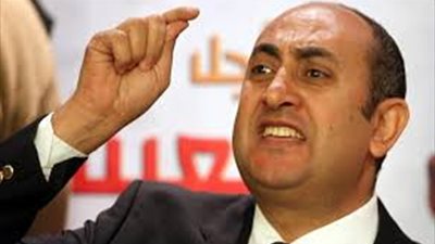 بدء محاكمة خالد علي بتهمة الفعل الفاضح 