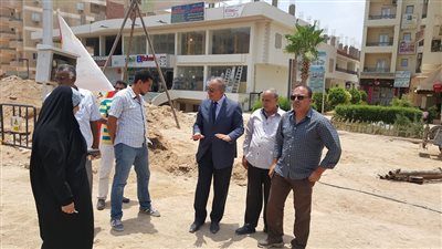 محافظ البحرالأحمر يواصل جولاته الميدانية بالغردقة