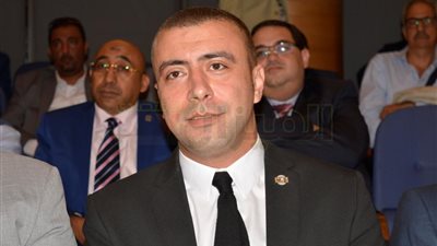 «بهاء الدين» يفوز بمقعد الشركات الصغيرة في انتخابات البورصة