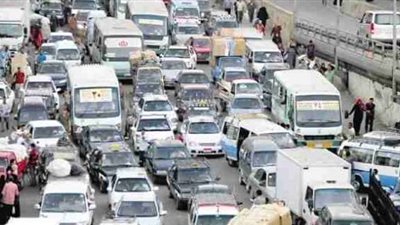 تعرف على الحالة المرورية بمحاور وميادين القاهرة