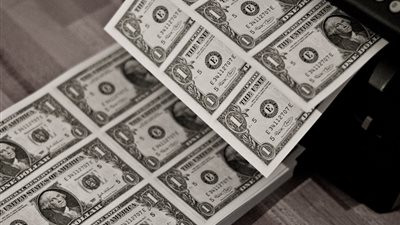 العالم ينفق 94 تريليون دولار على البنية التحتية في 2040