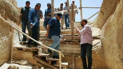 ننشر جولة مساعد وزير الآثار لمنطقة آثار سقارة