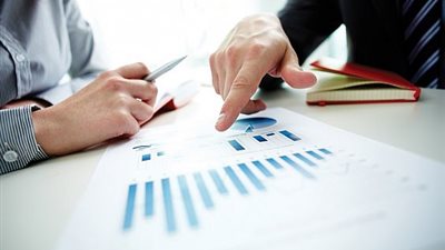 «برعي» يطالب بتخصيص مركز لعرض «الفرص الاستثمارية»