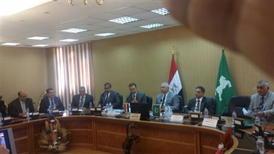 وزير النقل يلتقي محافظ الشرقية ونواب المحافظة لتطوير السكك الحديدية