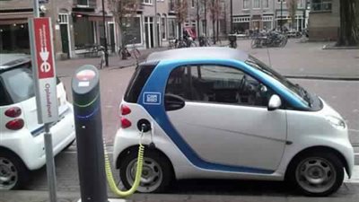 بريطانيا تخطط لمنع بيع سيارات الديزل والبنزين بحلول عام 2040