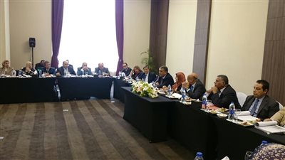 وزير قطاع الأعمال العام يحضر الجمعية العامة لشركة المعمورة 