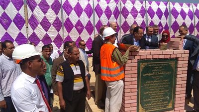 بالصور.. وضع حجر الأساس لمشروع تطوير سوق التونسي بحي الخليفة​