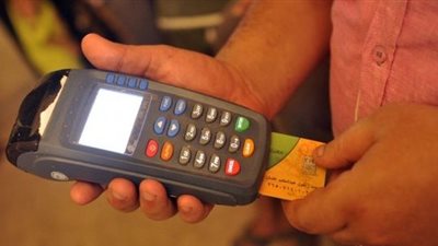 تعرف على أسعار السلع الغذائية الجديدة لدى «بقالي التموين» 