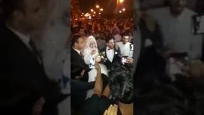 بالفيديو.. «زفة مصرية» في شوارع الرياض