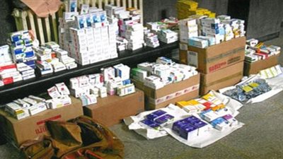 جمارك الغردقة تحبط تهريب أدوية بشرية