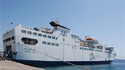 موانئ بورسعيد تستقبل 23 سفينة حاويات وبضائع