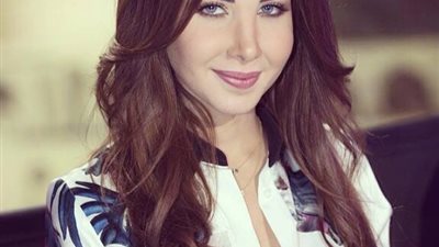 بالصور..«نانسي عجرم» تخطف الأنظار باطلالة مميزة وساحرة
