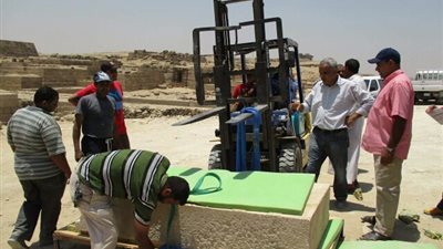 بالصور.. المتحف الكبير يستقبل 33 قطعة أثرية 