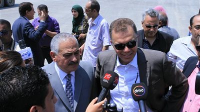 وزير النقل: طريق شبرا بنها الحر سيوفر وقود السيارات