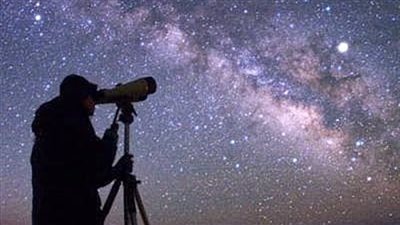 «معهد الفلك»: 21 أغسطس يشهد عدة ظواهر فلكية نادرة