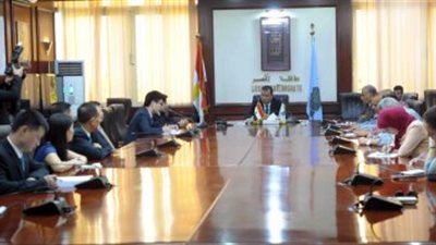 محافظ الأقصر يبحث زيادة أعداد السياح الصينيين