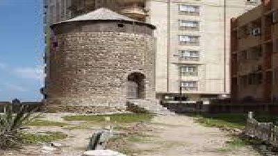 «الآثار»: إزالة ارتفاعات عقار بجوار «الطاحونة الأثرية»