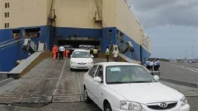 «جمارك السويس» تفرج عن 1145 سيارة.. خلال يوليو الماضي