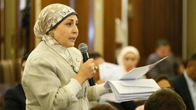 نائبة تطالب «خطة النواب» بالكشف عن أرقام موازنة السكة الحديد