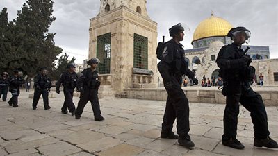 مستوطنون يقتحمون المسجد الأقصى مجددًا