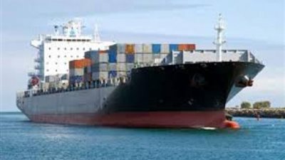 موانئ بورسعيد تتداول 26 سفينة وتستقبل 6300 طن قمح 