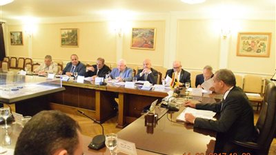 «المصيلحي»: التعاقد على استيراد 850 ألف طن سكر