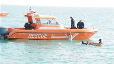 إنقاذ 25 سائحًا على متن لنش من الغرق بالغردقة