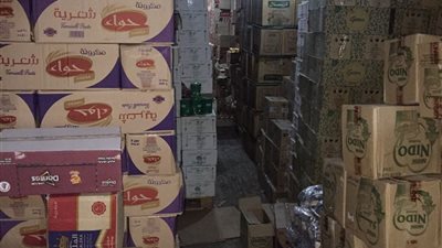 ضبط 117 طن سلع فاسدة قبل ترويجها بالأسواق 