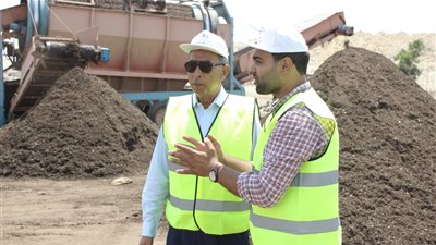 بالفيديو والصور.. جولة من داخل «إيكارو» لتدوير المخلفات الصلبة 