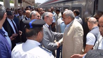 «محلب» يصف جهود استرداد أراضى «المنيا» بـ«قصة نجاح»