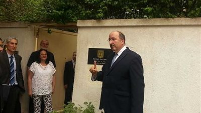 هآرتس: وفد إسرائيلي في القاهرة لإعادة فتح السفارة الإسرائيلية