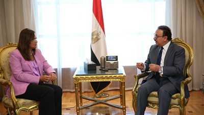 «الاتصالات والتخطيط» توقعان 5 بروتوكولات تعاون لميكنة الأعمال بدواوين المحافظات 