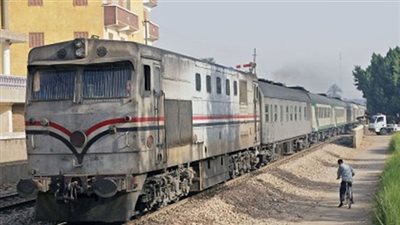 «سياحة الأقصر»: قطارات الصعيد «غير آدمية»