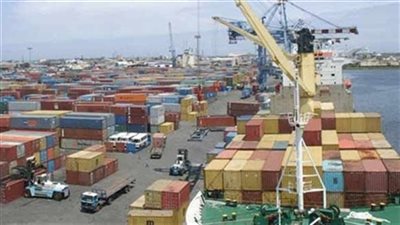 وصول 6500 طن بوتاجاز قادمة من ميناء ينبع السعودي إلى ميناء الزيتيات