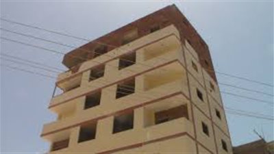 قرار بهدم 5 عقارات بمحيط عقار الأزاريطة المائل