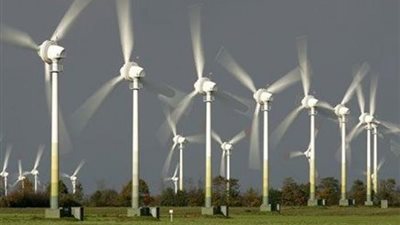 «مصدر» الاماراتية توقع عقداً لانشاء أكبر محطة لطاقة الرياح بـ«الخليج العربى»