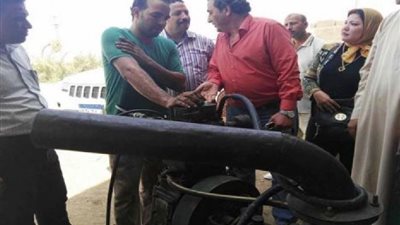 «البحث العلمى» تتابع اختراع شاب لماتور يعمل بضغط الهواء في «بني سويف»