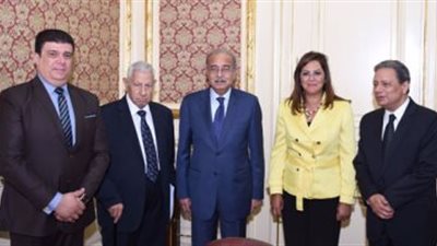 رئيس الوزراء يؤكد أهمية دور الإعلام فى دعم تحقيق التنمية