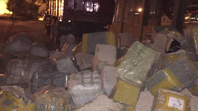 جمارك بورسعيد تحبط تهريب «ساعات يد» بـ1.7 مليون جنيه 