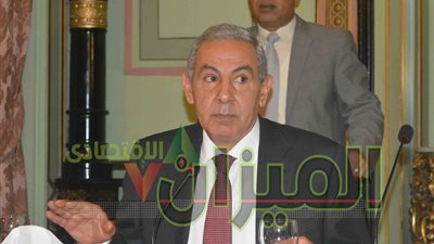 بالفيديو..«قابيل» يمازح الصحفيين..«قدرنا نصنع دبابات مش هنقدرننتج شوية أجهزة طبية»