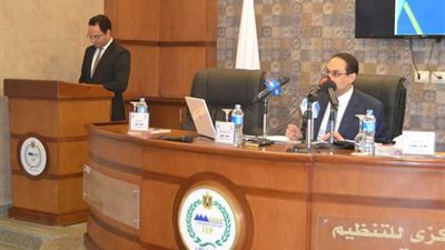 «التنظيم والإدارة»:« معاونى الوزراء» يستهدف تأهيل كوادر شابة قادرة على القيادة