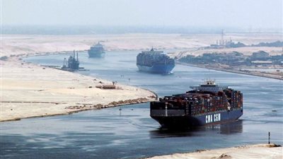 سفينة الحاويات العملاقة «تريانف» تتصدر القافلة الشمالية لقناة السويس