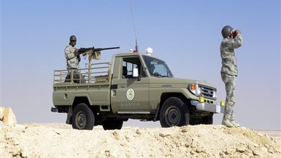 المتحدث العسكري: ضبط 230 فردًا خلال محاولة تسلل والهجرة غير الشرعية