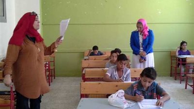 بالصور.. «القومي للمرأة» يطلق برنامج «تعلم باللعب» في حي الأسمرات