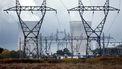 «الكهرباء»: استقرار الأحمال بعد تحسن درجات الحرارة