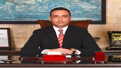 «المصرية للاتصالات» تستعد لـ«المحمول» بتطوير خدمة العملاء