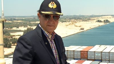 «مميش»:157 سفينة عبرت قناة السويس خلال 3 أيام بحمولة 10.2 مليون طن